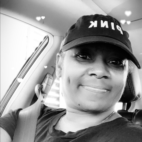 Meet your Posher, Patrisha - Picture 1 of 1